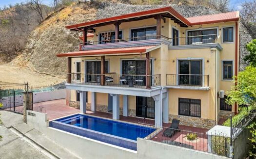 Exclusive Ocean-View Apts in Altos de Flamingo: Luxury and Serenity COD:125906