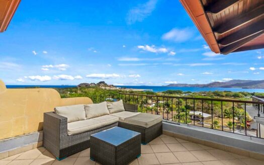 Exclusive Ocean-View Apts in Altos de Flamingo: Luxury and Serenity COD:125906