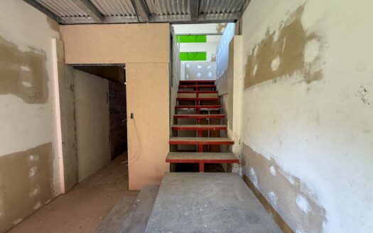 Quinta con construcción a un 65% de avance de obra en residencial de Quintas privado. Corralillo de Cartago. Cod 126016