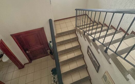 Venta y/o alquiler de casa de lujo de 385 mts de construcción y 724 mts de propiedad en Los Reyes, La Guácima.COD:124946