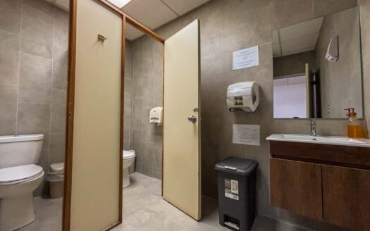 Oficina en Alquiler en San Pedro, Oficentro del Este, Ubicación Estratégica cod.125677