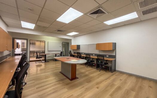 Oficina en Alquiler en San Pedro, Oficentro del Este, Ubicación Estratégica cod.125677