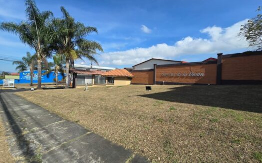 Tres Ríos: Espectacular Lote en Residencial privado de 480 Metros con Vista a la Carpintera. #125021