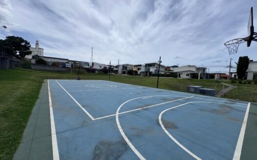 Tres Ríos: Lote Esquinero en Condominio 100% Plano con 245 Metros. #127827