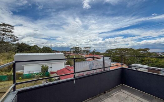 Penthouse en Remate Bancario en Sabanilla, Amplio y con Excelente Ubicación cod.128024