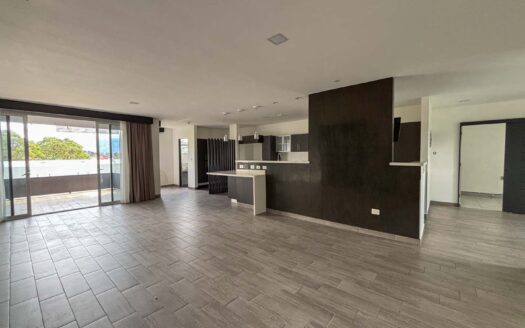 Penthouse en Remate Bancario en Sabanilla, Amplio y con Excelente Ubicación cod.128024