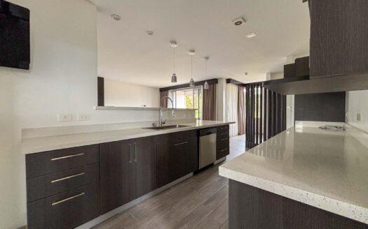 Penthouse en Remate Bancario en Sabanilla, Amplio y con Excelente Ubicación cod.128024