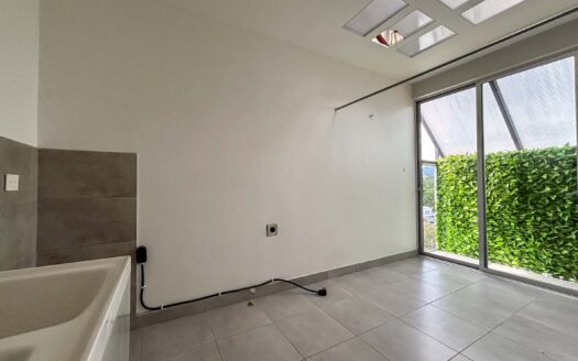 Penthouse en Remate Bancario en Sabanilla, Amplio y con Excelente Ubicación cod.128024