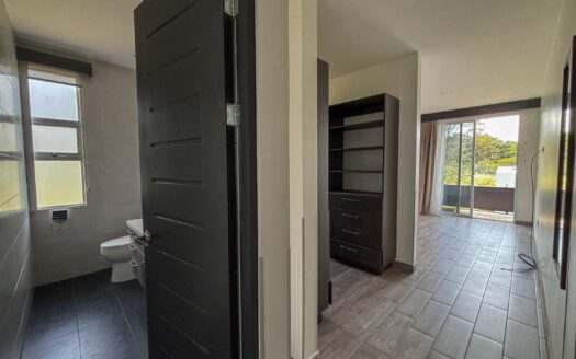 Penthouse en Remate Bancario en Sabanilla, Amplio y con Excelente Ubicación cod.128024