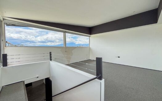 Penthouse en Remate Bancario en Sabanilla, Amplio y con Excelente Ubicación cod.128024