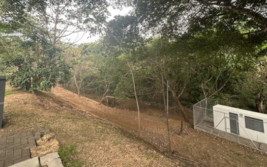 Hermoso y original Lote de 2114mts en Venta en La Guácima, en Residencial Privado con Vista Natural. COD.127730