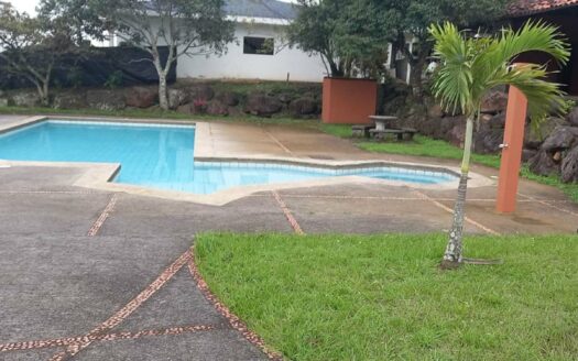 Hermoso y original Lote de 2114mts en Venta en La Guácima, en Residencial Privado con Vista Natural. COD.127730