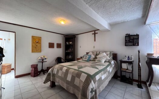 Tres Ríos: Casa con Uso de Suelo Mixto en San Diego de La Unión con 273 Metros de Lote. #128443