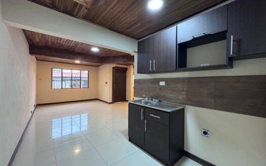 Tres Ríos: Con Uso de Suelo Mixto! Casa de Una Planta en San Diego con 255 Metros de Lote. #129142