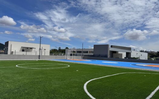 Ayarco Sur: Lote en Condominio Ayarco 385 Plano con 208 Metros. #130466