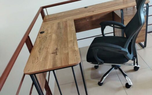 Alquiler Apartamento 2 Habitaciones, Mezzanine, 3 baños. Totalmente Amueblado. Código 130709