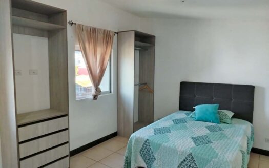 Alquiler Apartamento 2 Habitaciones, Mezzanine, 3 baños. Totalmente Amueblado. Código 130709