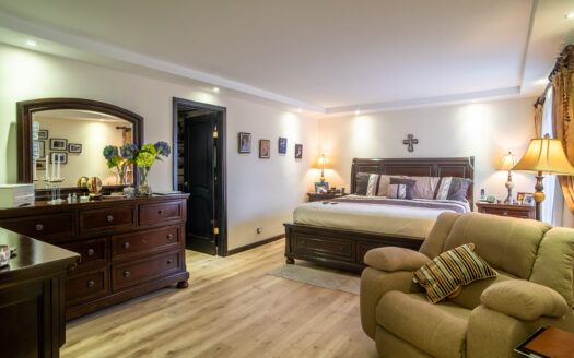 🏡 Venta de Propiedad Multifuncional en Sabanilla: Ideal para Proyecto Comercial o Residencial cod.134236