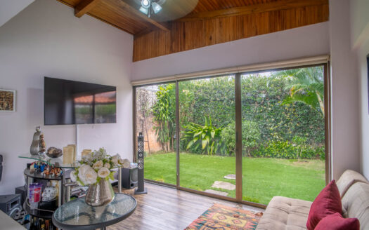 🏡 Venta de Propiedad Multifuncional en Sabanilla: Ideal para Proyecto Comercial o Residencial cod.134236