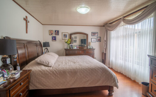 🏡 Venta de Propiedad Multifuncional en Sabanilla: Ideal para Proyecto Comercial o Residencial cod.134236