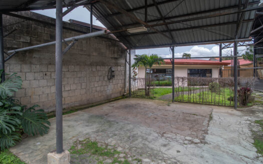 🏡 Venta de Propiedad Multifuncional en Sabanilla: Ideal para Proyecto Comercial o Residencial cod.134236