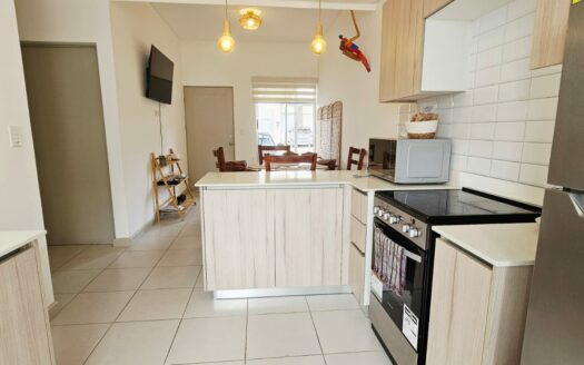 ¡PRECIO DE OPORTUNIDAD! Casa de Una Planta Completamente Amueblada en Alquiler en Canoas de Alajuela, en Condominio con Amenidades Espectaculares! COD. 134751