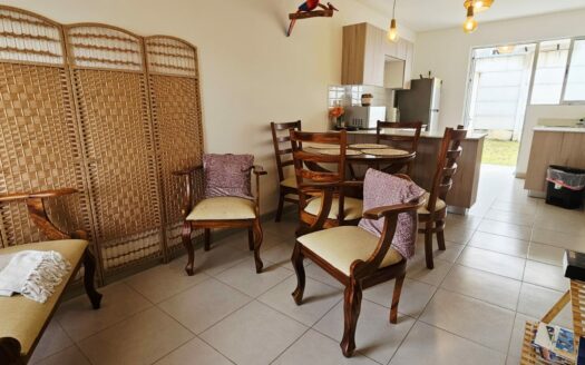 ¡PRECIO DE OPORTUNIDAD! Casa de Una Planta Completamente Amueblada en Alquiler en Canoas de Alajuela, en Condominio con Amenidades Espectaculares! COD. 134751