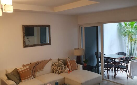 La mejor opción de Alquiler está en Guachipelin, casa amplia con preciosas amenidades y cerca de Centros comerciales, escuelas colegios y de fácil acceso a la ruta 27. Cód 133189