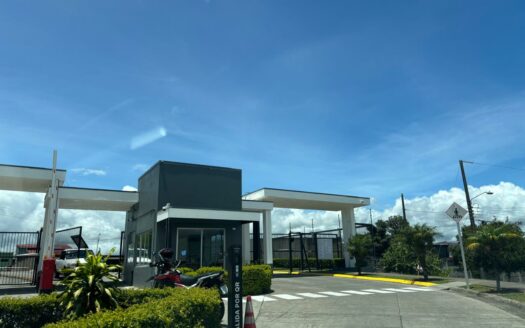 Amplia casa de 1 planta en Taras de Cartago. Cod. 135576