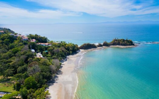 🌿 Exclusivo Apt en Punta Esmeralda-Punta Leona- Vive a pasos del Mar- Con una vista impresionante a las Montañas– Piso 19-Precio: $239 000-Código:135567