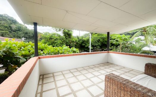 🌴 Hermosa Casa en Punta Leona – Ubicación Privilegiada, Ideal para Vivir o Invertir 🏡- A solo 3 Minutos de Playa Mantas $260 000-Código: 135666