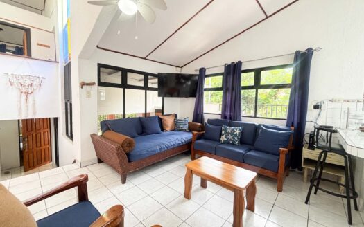 🌴 Hermosa Casa en Punta Leona – Ubicación Privilegiada, Ideal para Vivir o Invertir 🏡- A solo 3 Minutos de Playa Mantas $260 000-Código: 135666