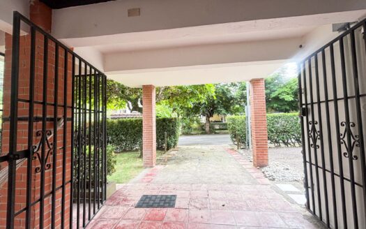 🌴 Hermosa Casa en Punta Leona – Ubicación Privilegiada, Ideal para Vivir o Invertir 🏡- A solo 3 Minutos de Playa Mantas $260 000-Código: 135666