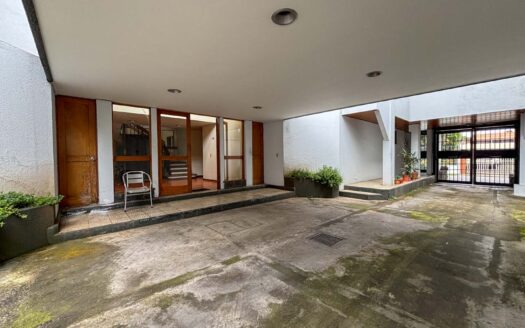 Venta de Apartamento 247m2 en San Pedro Montes de Oca, Remate Bancario cod.135625