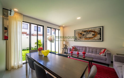 Venta de Casa dentro Exclusivo Condominio en Cartago. Cod. 135597