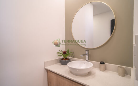 Venta de Casa dentro Exclusivo Condominio en Cartago. Cod. 135597