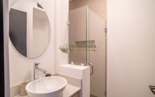 Venta de Casa dentro Exclusivo Condominio en Cartago. Cod. 135597