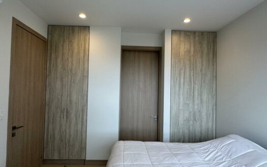 Curridabat: Espectacular Apartamento en Piso 7 con Linea Blanca en Torre Las Loras. #136701