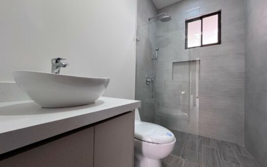 Tres Ríos: Estrene Casa en Condominio La Floresta con 3 Habitaciones. Entrega Abril 2026. #137022