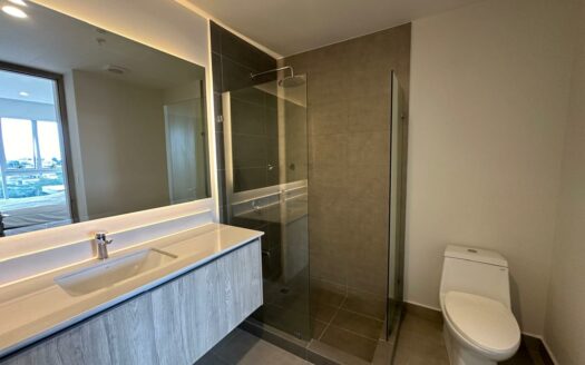 Curridabat: Espectacular Apartamento en Piso 7 con Linea Blanca en Torre Las Loras. #136701