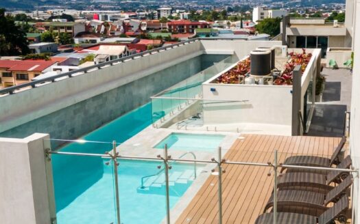 Curridabat: Espectacular Apartamento en Piso 7 con Linea Blanca en Torre Las Loras. #136701