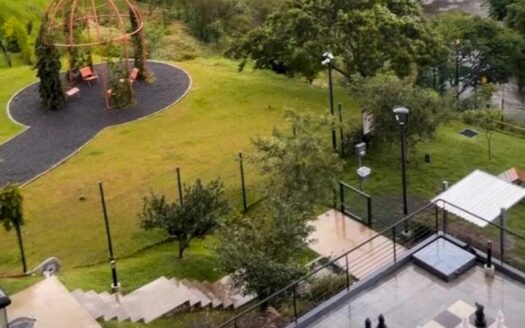 Apartamento en alquiler en La Sabana, piso 13 con vistas impresionantes COD#138444