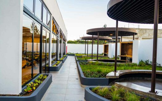 Apartamento en alquiler en La Sabana, piso 13 con vistas impresionantes COD#138444