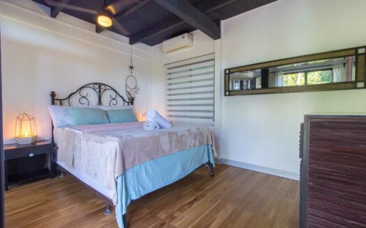 Boho-Style Home with Stunning Ocean View – 2 km from Santa Teresa COD: 137285