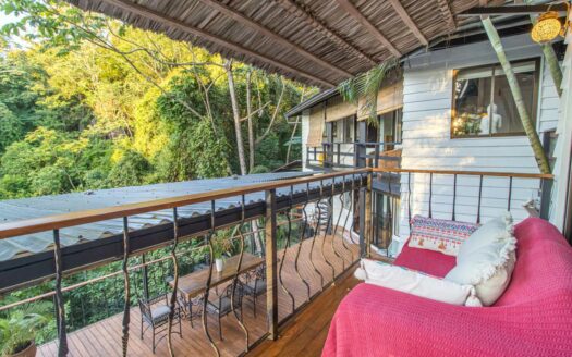 Boho-Style Home with Stunning Ocean View – 2 km from Santa Teresa COD: 137285