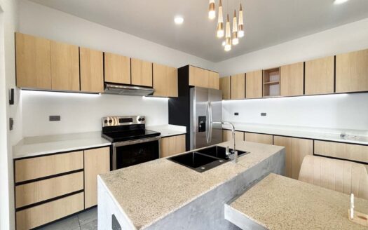 🏡 Casa en Monte Mar-Para Estrenar-Oceam View🌊 – Playa Blanca, Punta Leona-🌴-Precio: $775 000-Cód:137911