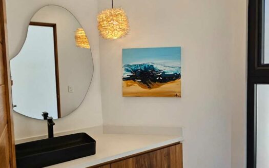 Villa Moderna en Condominio Privado con Piscina y 4 Suites – Tamarindo COD: 138033