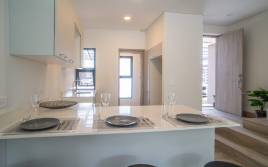 ESTRENE casa en Condominio en Pozos de Santa Ana con el MEJOR PRECIO por M2, 2 niveles, 2 dormitorios, con jardin! COD. 137447