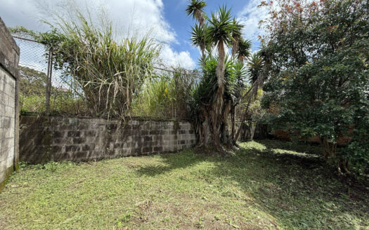 Lote Plano de 185.75 m2, en Residencial, Cerca del Centro Comercial de Guadalupe, Goicoechea COD 138021