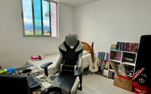 Apartamento en Venta en San Pablo de Heredia, 8vo Piso con Vista Panorámica. Código 137234